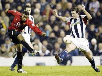 Μάντσεστερ Γιουνάιτεντ και Λίβερπουλ νοκ άουτ από το Λιγκ Καπ