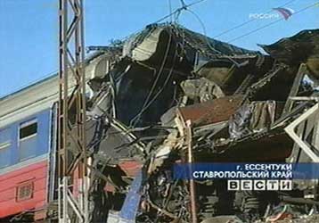 Τουλάχιστον 42 νεκροί από επίθεση αυτοκτονίας σε επιβατική αμαξοστοιχία στον Καύκασο