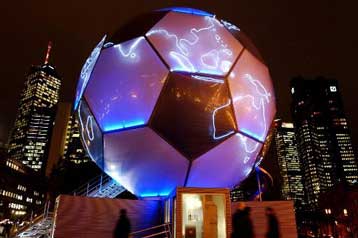 Τουρκία και Δανία οι βασικοί αντίπαλοι της εθνικής για το Μουντιάλ 2006