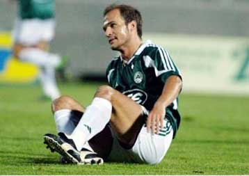 Απομακρύνθηκε τέσσερις βαθμούς ο Ολυμπιακός, μετά το 0-0 του ΠΑΟ στα Λιόσια