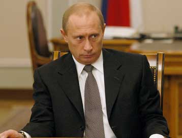 Ένα ακόμα βήμα προς την εδραίωση της δημοκρατίας χαρακτήρισε ο Πούτιν τις εκλογές