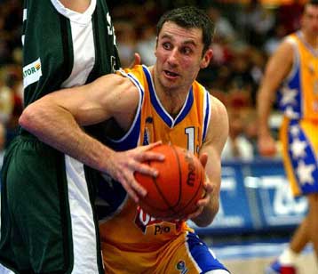 Μήλον της Έριδος ο Χάρις Μουγεζίνοβιτς για Ολυμπιακό και Παναθηναϊκό