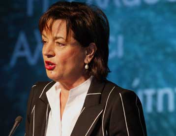 Την κατάργηση του «κτηματόσημου» προωθεί με τροπολογία το ΥΠΕΧΩΔΕ