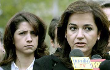 Δημοσιεύματα της Washington Post και των New York Times για την απόφαση για τη 17Ν