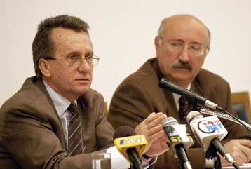 Συστάσεις του υπουργού Γεωργίας στους αγρότες για διασφάλιση της παραγωγής τους