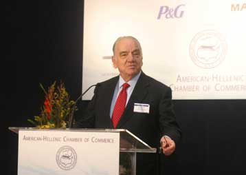 Η ανάπτυξη χρειάζεται συστράτευση όλων των δυνάμεων της χώρας, τόνισε ο Θ.Καρατζάς