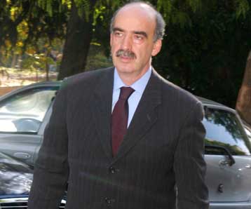 Νέος γύρος αντιπαράθεσης κυβέρνησης – ΝΔ για τα Κέντρα Ελεύθερων Σπουδών