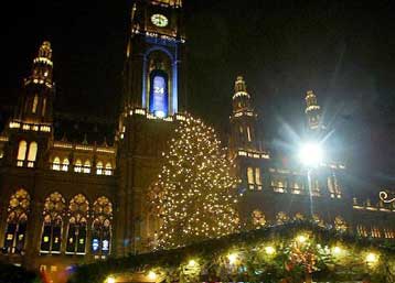 Ένα φυσικό χριστουγεννιάτικο δέντρο στέλνει ως δώρο η Βιέννη στην Αθήνα