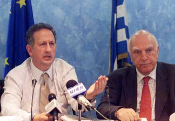 Πρόταση για τη Μητροπολιτική Διακυβέρνηση Αθήνας και Θεσσαλονίκης μελετά ο ΥΠΕΣ