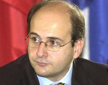 Συμπληρωματική τροπολογία για τα Κέντρα Ελευθέρων Σπουδών κατέθεσε η ΝΔ