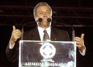 Σε δίκη για παράβαση καθήκοντος παραπέμπεται ο Δημήτρης Αβραμόπουλος