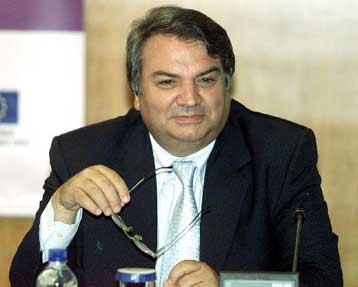 Υπερψηφίστηκε από τη Βουλή το νομοσχέδιο για το «πόθεν έσχες»