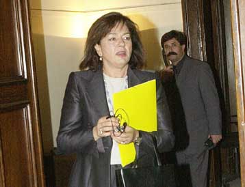 Χωρίς φως και νερό τα αυθαίρετα που χτίστηκαν μετά το Σεπτέμβριο του 2003