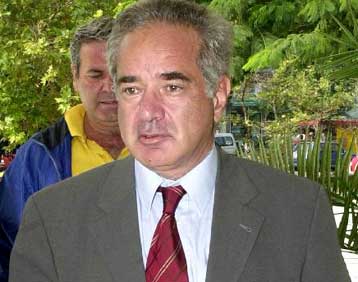 Αναστέλλονται σε όλη τη χώρα οι κινητοποιήσεις των δικηγόρων