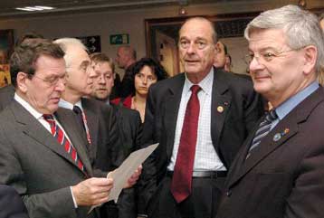 Περισσότερο χρόνο ζητούν οι ηγέτες της ΕΕ για να συμφωνήσουν στο Σύνταγμα