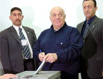 «Εκλογές»-δημοψήφισμα της αδιάλλακτης πολιτικής Ντενκτάς την Κυριακή στα κατεχόμενα