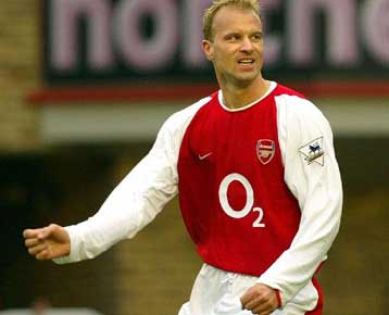 Έπιασε και πάλι κορυφή η Αρσεναλ με το 1-0 επί της Μπλάκμπερν