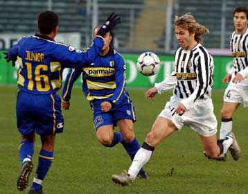 Με εντυπωσιακό 4-0 επί της Πάρμα επέστρεψε στις νίκες η Γιουβέντους