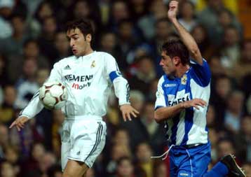 Κρατήθηκε στην κορυφή η Ρεάλ με «σωτήρα» τον Ραούλ