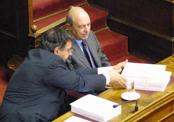 Αρχίζει την Πέμπτη στη Βουλή η συζήτηση για τον προϋπολογισμό του 2004