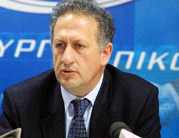 Στους μισούς μειώθηκαν οι διπλοεγγεγραμμένοι στους εκλογικούς καταλόγους