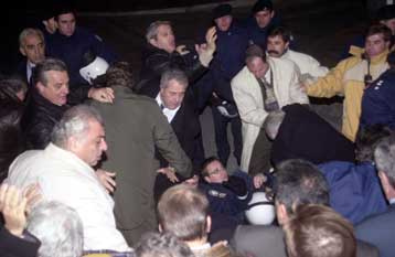 ΚΕΔΚΕ, ΑΔΕΔΥ και Ελληνικό Κοινωνικό Φόρουμ διαμαρτύρονται για τον προϋπολογισμό