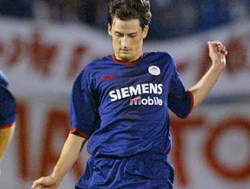 Ο Βάλλας στην βασική 11άδα του Ολυμπιακού κόντρα στο Αιγάλεω