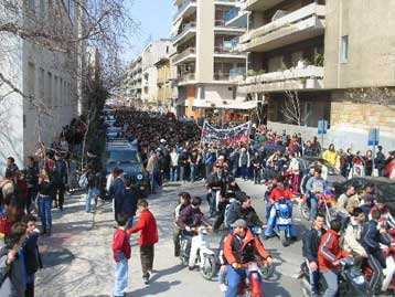 Αριστα στα πολιτικά δικαιώματα, λίαν καλώς στις ατομικές ελευθερίες παίρνει η Ελλάδα
