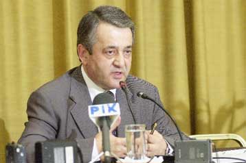 Επιστολή στον ΓΓ του ΟΗΕ για επανέναρξη των συνομιλιών απέστειλε ο Τ.Παπαδόπουλος