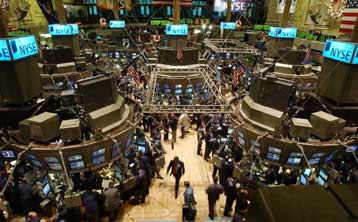 Ανοδος για Dow Jones και πτώση για Nasdaq στο κλείσιμο της Παρασκευής