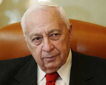 Συνάντηση εντός της εβδομάδας προγραμματίζουν Αριέλ Σαρόν και Αχμέντ Κορέι