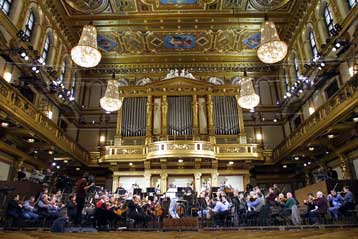 Πιστή στο ραντεβού της η Φιλαρμονική της Βιέννης υποδέχεται τη νέα χρονιά