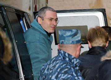 Συνεχίζεται η δικαστική ακρόαση για την παράταση της κράτησης Χοντορκόφσκι