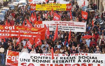 Η μεγαλύτερη πτώση της επταετίας στις καταναλωτικές δαπάνες στη Γαλλία