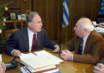 Μέχρι 3% οι αυξήσεις τιμών το 2004 υπόσχεται ο πρόεδρος του ΣΕΣΜΕ