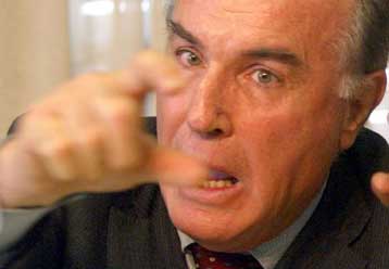 Αντιδράσεις προκαλούν οι δηλώσεις Κουλούρη για τα «κοράκια που ψάχνουν αυξήσεις»