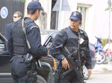 Αυξημένα μέτρα ασφάλειας σε Ελλάδα και Κύπρο για το φόβο επιθέσεων