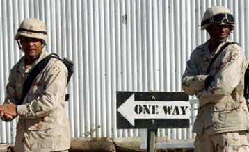 Ακόμη τέσσερις στρατιώτες νεκροί στο Ιράκ – Αναχώρησε η πρώτη ιαπωνική αποστολή