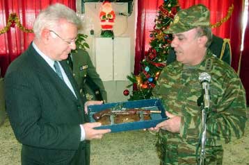 Κοντά στα 635 μέλη της ΕΛΔΥΚΟ ο υφυπουργός Εθνικής Αμυνας Θεόδωρος Κοτσώνης