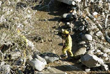 Επτά νεκροί και εννέα αγνοούμενοι από τις κατολισθήσεις στη νότια Καλιφόρνια