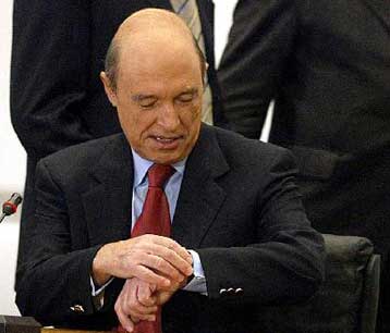 Δύο συν ένα σενάρια για την επόμενη ημέρα σε κυβέρνηση και ΠΑΣΟΚ