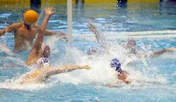 Με ισοπαλία παρέμεινε στην πρώτη θέση ο Ολυμπιακός