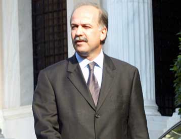 Όνομα, ιδέες και εμπειρία τα πλεονεκτήματα του Γ.Παπανδρέου, κατά τον Γ.Φλωρίδη