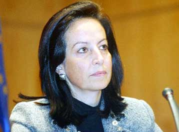 Από τους πλέον αποδεκτούς ηγέτες στην Ευρώπη ο Κ.Σημίτης, δηλώνει η Α.Διαμαντοπούλου