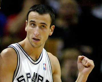 Συνεχίζεται το σερί επιτυχιών για τους Σπερς – Νίκη και επί των Μπακς με 89-74