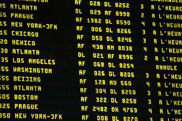 Οι ΗΠΑ θα ζητούν από διεθνείς αερομεταφορείς την επιβίβαση ένοπλων φρουρών σε αεροσκάφη