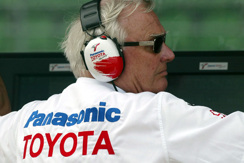 Τιμητική αποστρατεία για τον Οve Andersson – Αναλαμβάνει ρόλο συμβούλου από το 2004