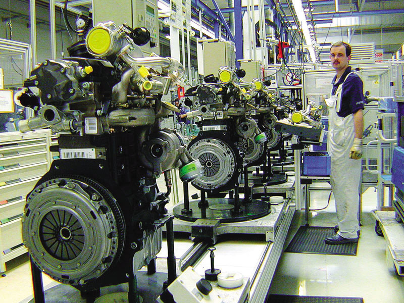 Νέο μοντέλο το 2005 και νέο εργοστάσιο ως το 2007 από τη Hyundai στην Ευρώπη