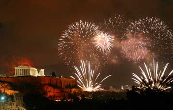 Φαντασμαγορική η υποδοχή του 2004 στην πόλη της Αθήνας