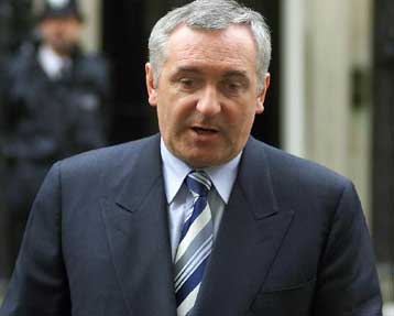 Τη δέσμευση να εργαστεί για την ειρήνη στη Μ.Ανατολή ανέλαβε ο Μπέρτι Αχερν